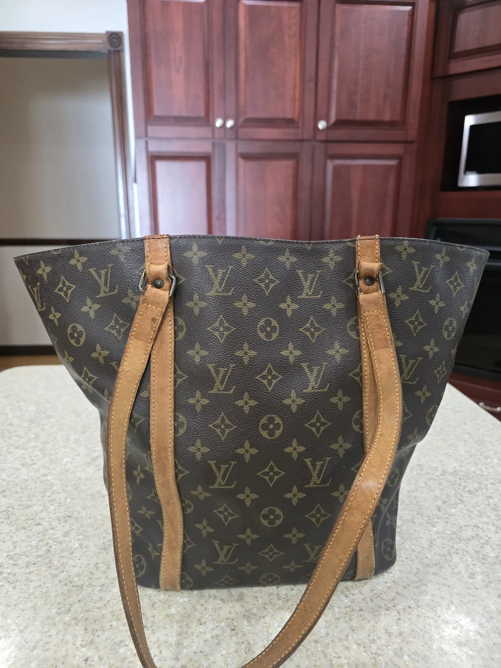 Louis Vuitton GM Monogram Canvas Tote